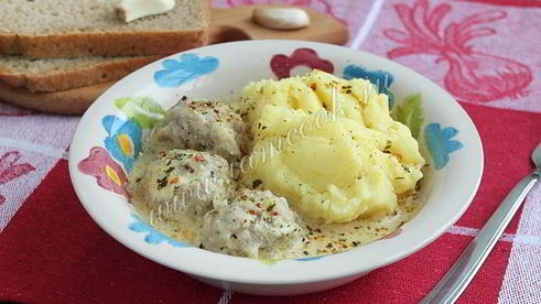 тефтели с подливкой в мультиварке