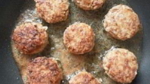 тефтели с рисом в соусе