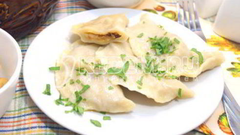 вареники с капустой и сыром