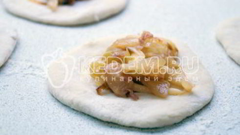 вареники с капустой и сыром