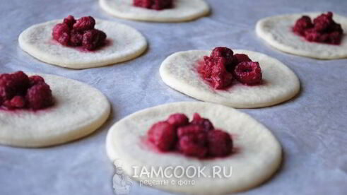 вареники с малиной