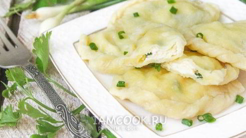 вареники с творогом и зеленым луком