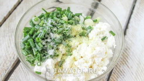 вареники с творогом и зеленым луком
