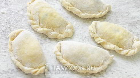 вареники с творогом и зеленым луком