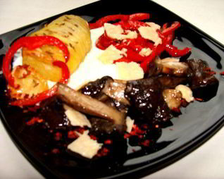 Жаркое из грибов с паприкой и сыром Джюгас