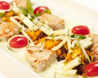 Жаркое из индейки с изюмом