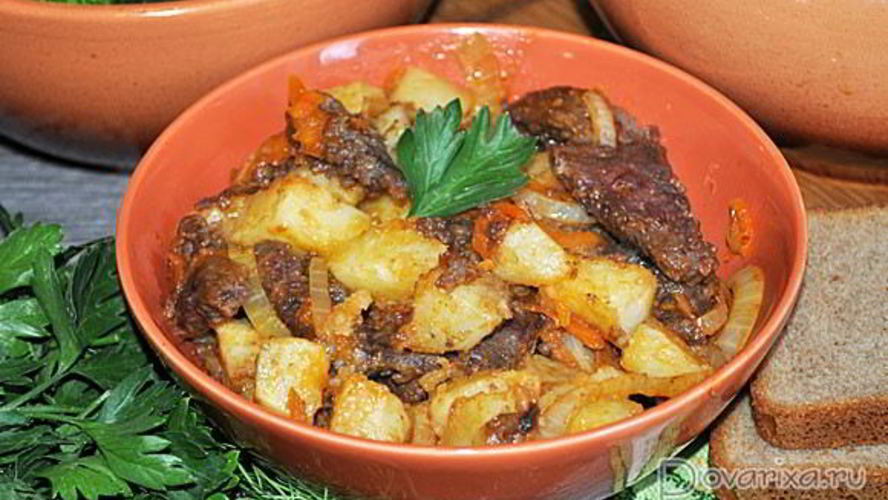 Рецепт жаркого из печени в горшочках