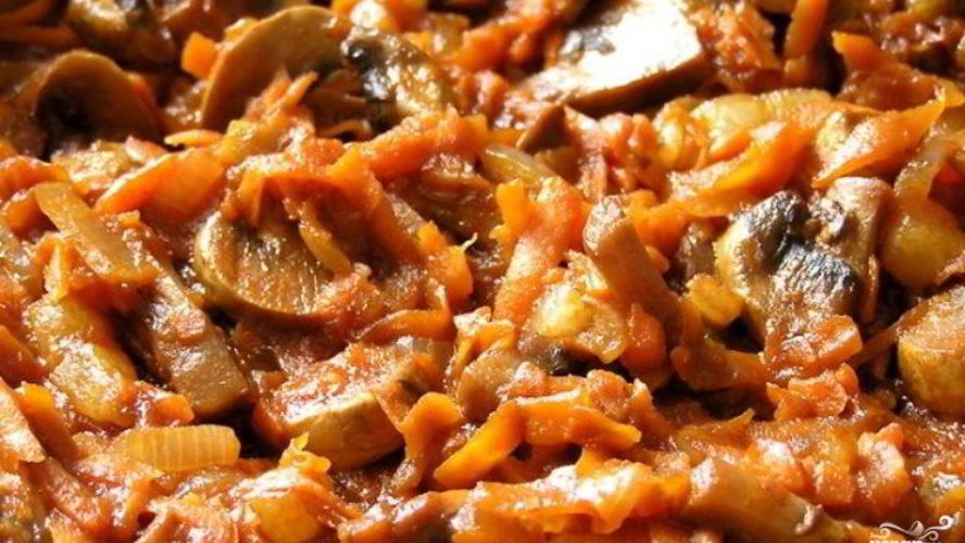 Рецепт жаркого из соевого мяса с грибами