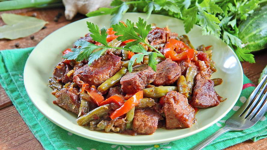 Рецепт жаркого из свинины и зеленой фасоли
