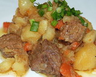 Жаркое из свинины в мультиварке