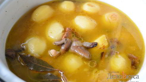 жаркое по-домашнему с мясом и грибами