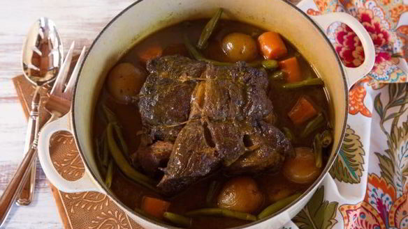 Рецепт Жаркого с говядиной, картофелем и фасолью