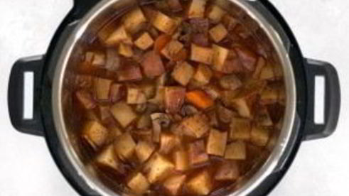 жаркое с говядиной в мультиварке