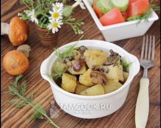 Жаркое с грибами и картошкой