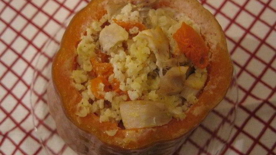 Рецепт жаркого с курицей и пшеном в тыквенном горшочке