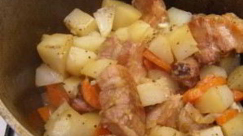 жаркое со свиными ребрышками