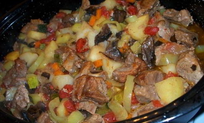 Жаркое в чугунке в духовке