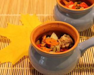 Жаркое в горшочке для детей