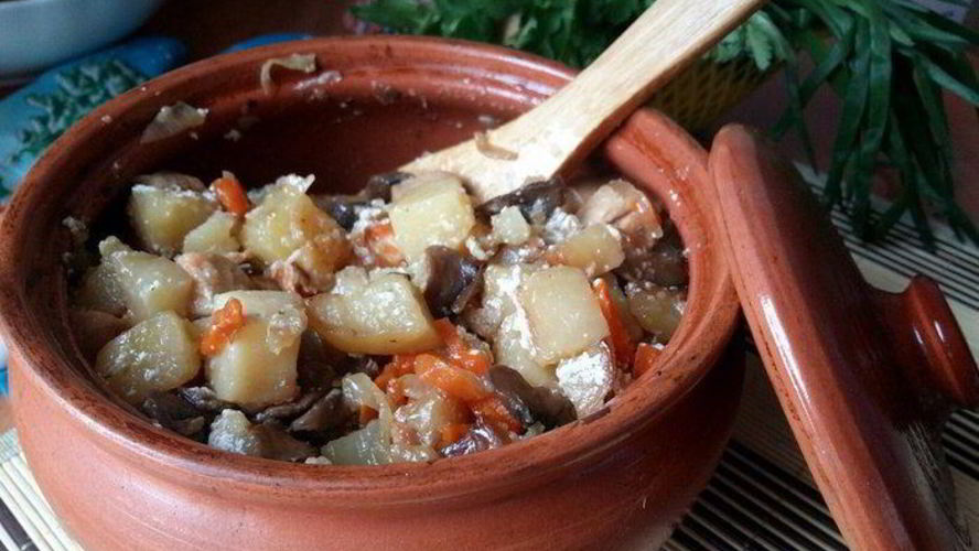 Рецепт жаркого в горшочке