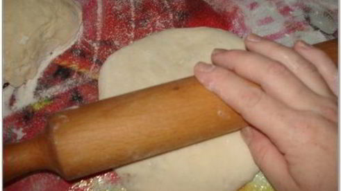 картофельные зразы и лепешки с одной начинкой