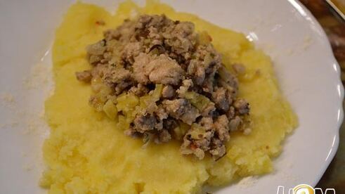 картофельные зразы с мясом и сыром