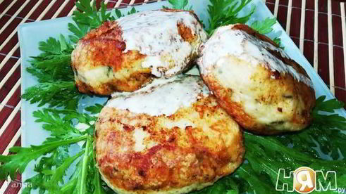 куриные зразы с сухофруктами и апельсиновым соусом