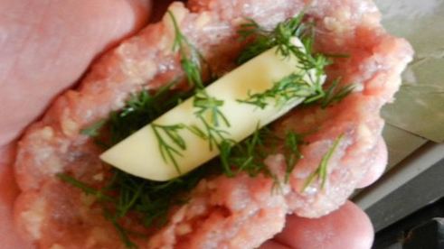 зразы из индейки с сыром гауда и укропом