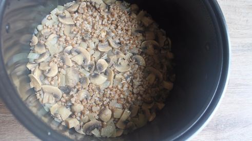 гречка с грибами и луком в мультиварке