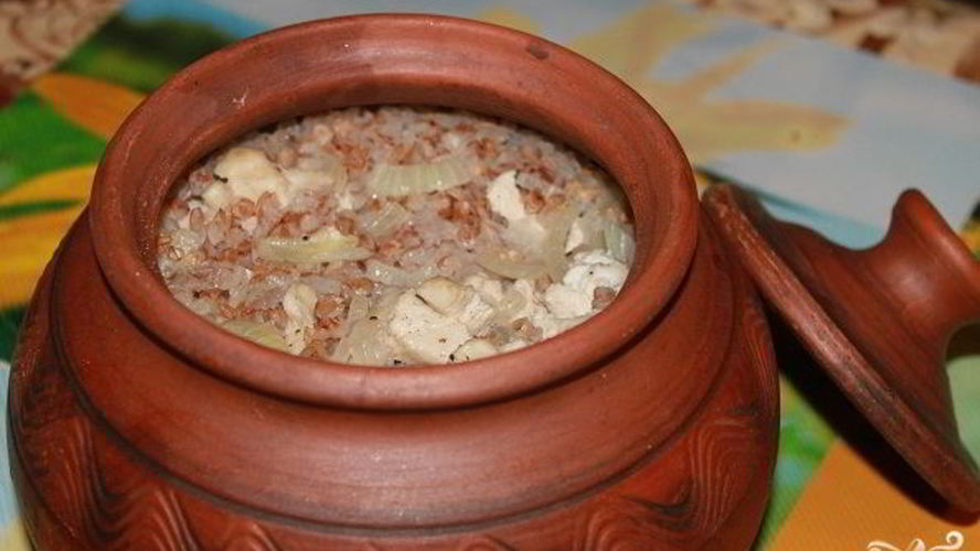 Рецепт гречки с курицея в горшочкаха