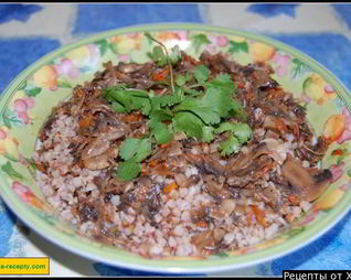 Гречка с луком морковкой и шампиньонами