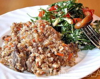 Гречневая каша с тушенкой