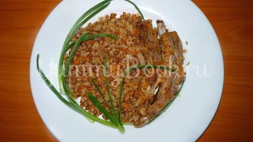 Рецепт гречневой каши со свиными ребрышками из мультиварки