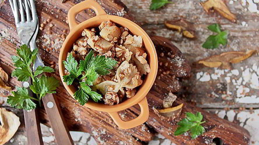 Рецепт варнишкеса — гречневой каши с макаронами