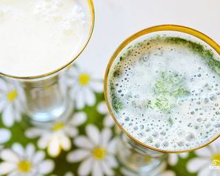 Айран с огурцами и зеленью