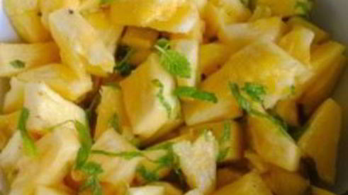 ананас с мятным сиропом