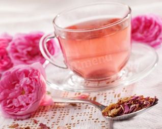 Чай из лепестков роз