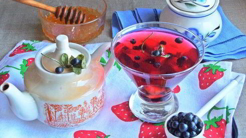 холодный чай из каркаде