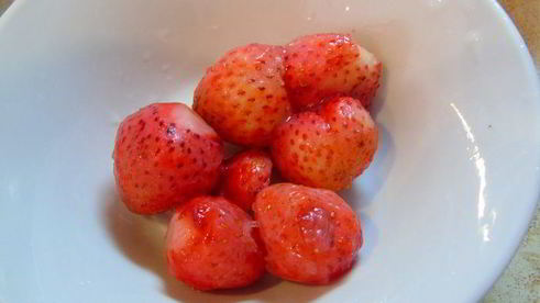 клубнично-смородиновый чай с фенхелем