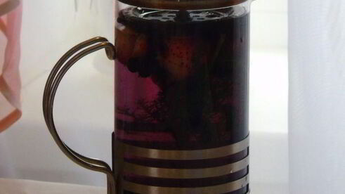 клубнично-смородиновый чай с фенхелем