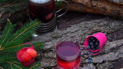 клубнично-смородиновый чай с фенхелем