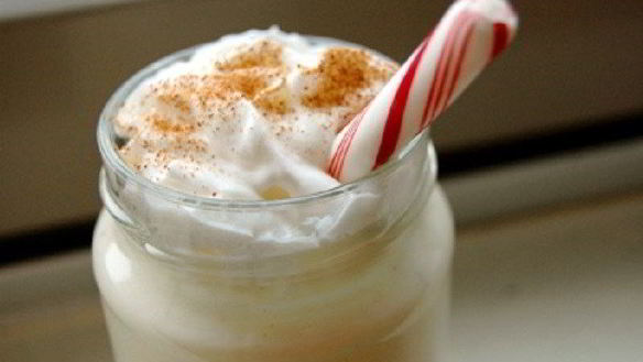 Рецепт Гоголь-моголя — американского коктейля Eggnog