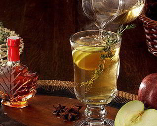 Горячий коктейль Липовый с тимьяном