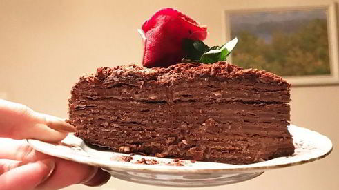 наполеон с горьким шоколадом, кофе и миндальной пастой