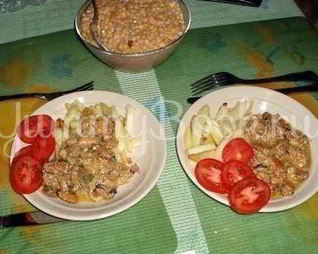 Морской коктейль с овощами