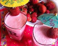 Клубничные коктейли