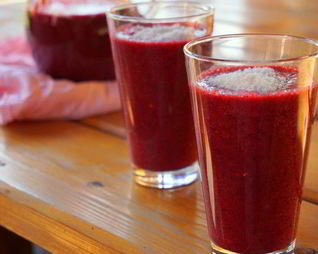 Ананасово-ягодный смузи