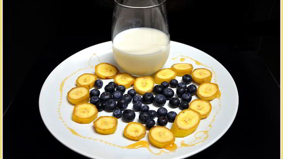 Рецепт Бананового смузи с голубикой