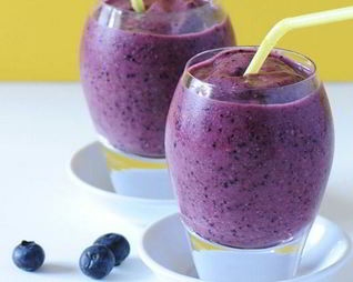 Чернично-грушевый смузи