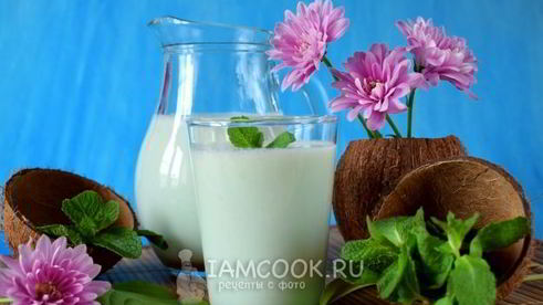 кокосово-мятный смузи с ананасом