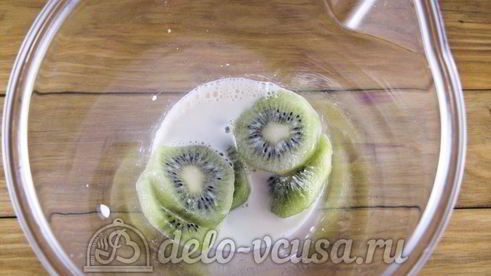 овсяный смузи с бананом и киви